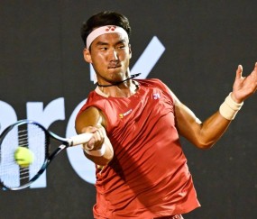 2比0！小布爆发，88分钟轰8ACE横扫法网八强，首战红土大师赛