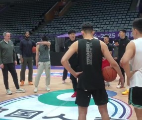 邱彪谈G2：避免低级失误&保护好篮板 做好这两块过程就不会差